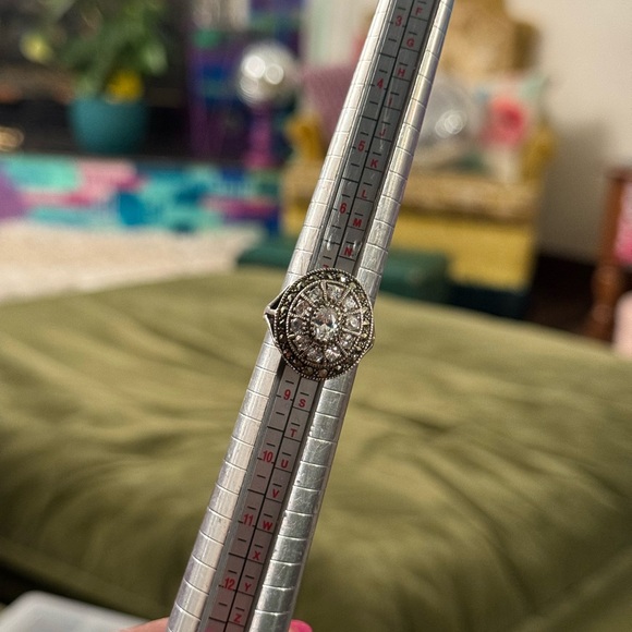 Lot of Vintage Sterling Silver Rings - Picture 9 of 16